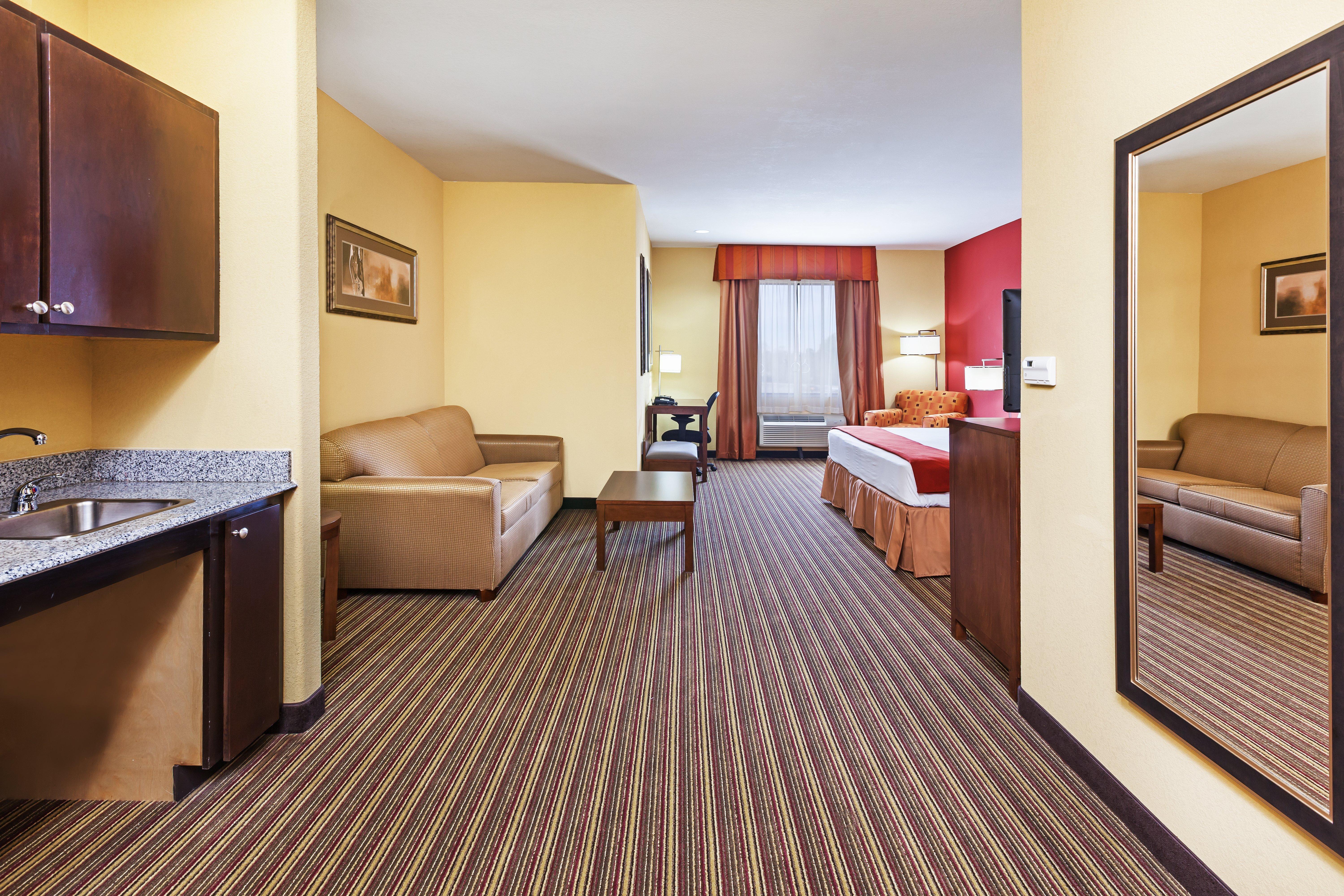 Holiday Inn Express & Suites Cleveland By Ihg Kültér fotó