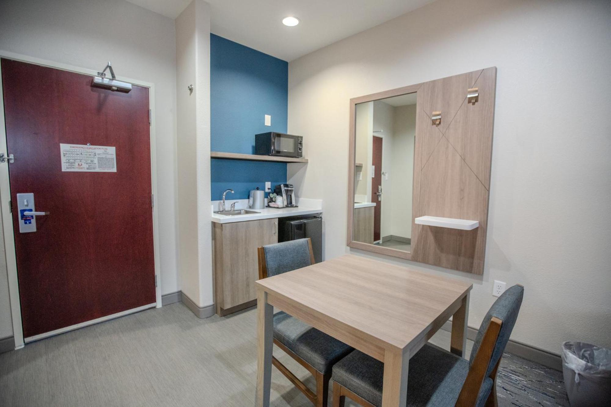 Holiday Inn Express & Suites Cleveland By Ihg Kültér fotó