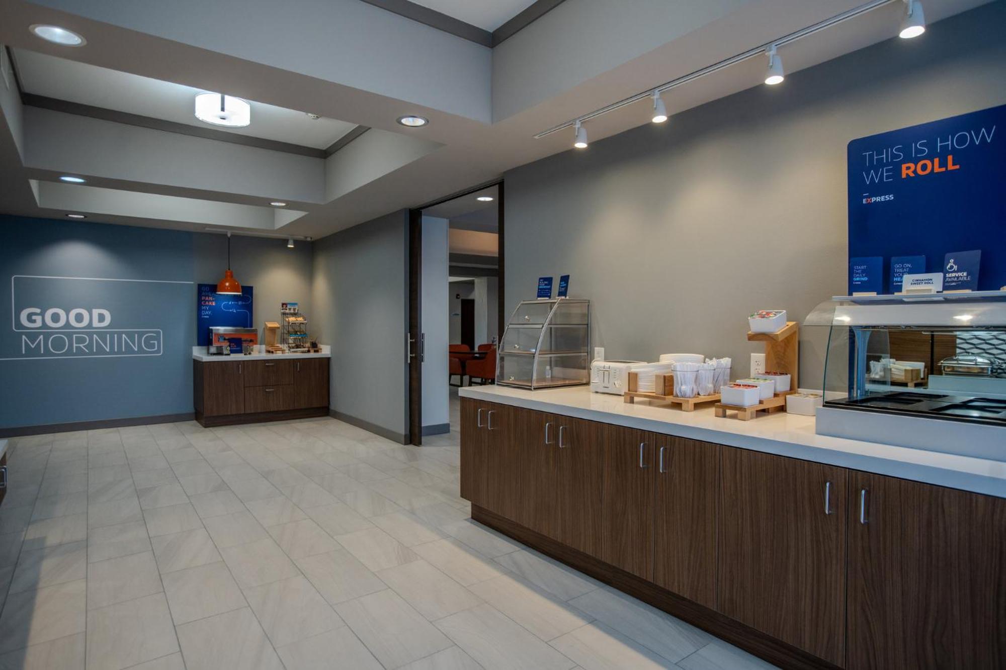 Holiday Inn Express & Suites Cleveland By Ihg Kültér fotó