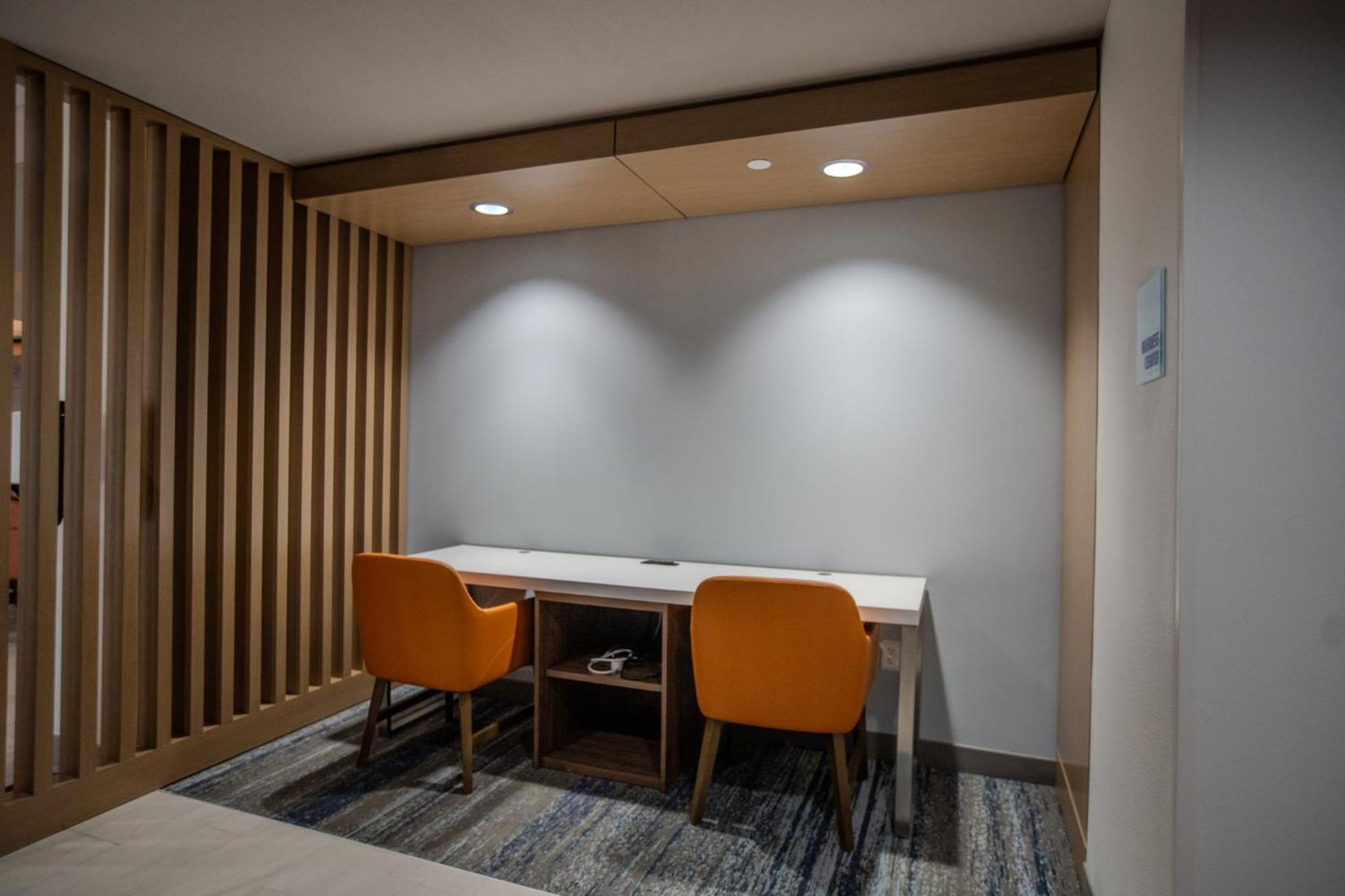 Holiday Inn Express & Suites Cleveland By Ihg Kültér fotó