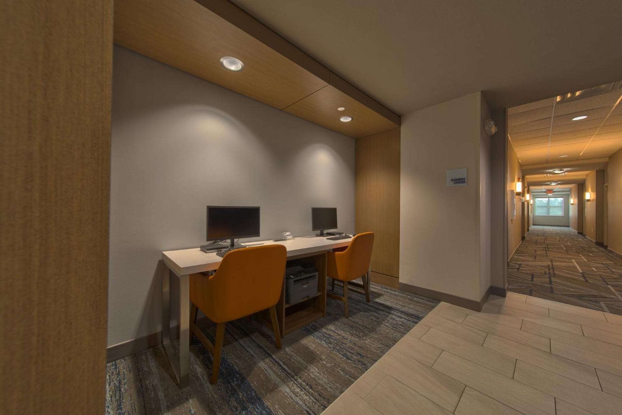 Holiday Inn Express & Suites Cleveland By Ihg Kültér fotó